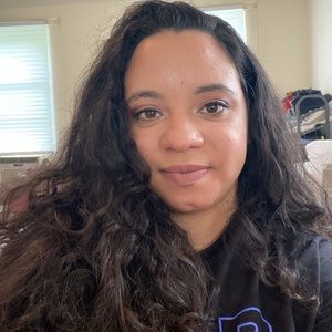 Meet your Posher, Cecilia